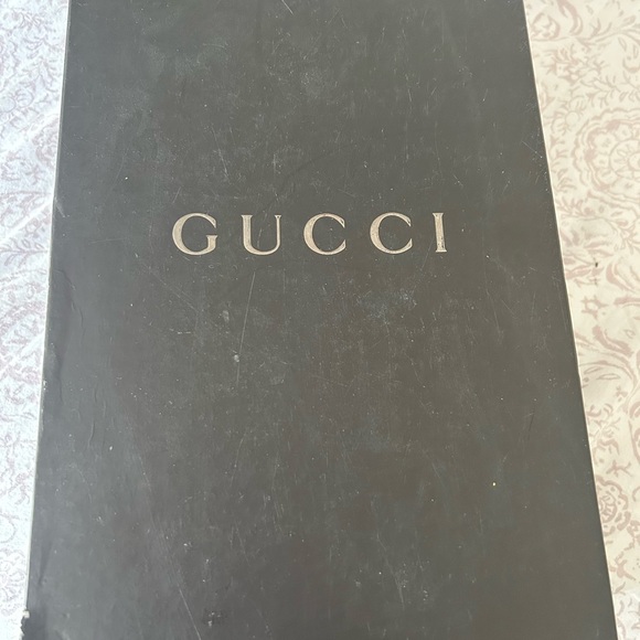 Men's Gucci shoes - Picture 4 of 5